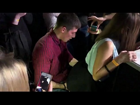 ❤️ Tikras seksas rusų naktiniame klube. 18-metė rusų mergina išangėje ir makštyje dulkinama naktiniame klube ❤ Rusų porno prie lt.hentaidude.ru ☑