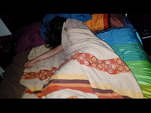 ❤️ Patėvis bara savo jauną pamotę, kol ji miega. ❤ Rusų porno prie lt.hentaidude.ru ☑